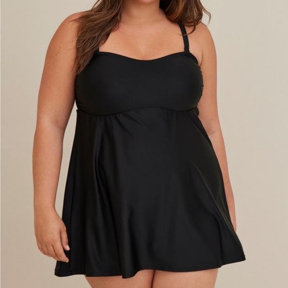 Torrid Wireless Mid Strapless Swim Dress With Brief Size 0 - Picture 9 of 9
